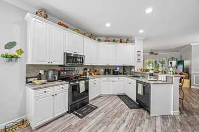 9853 SW Eastbrook Circle, Port Saint Lucie, FL 34987 - Photo 14