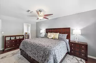 7041 NW 23rd St, Margate, FL 33063 - Photo 14
