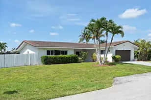 2910 NE 40th Ct, Lighthouse Point, FL 33064 - Photo 2
