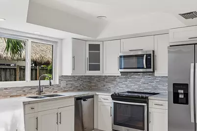 2910 NE 40th Court, Lighthouse Point, FL 33064 - Photo 24