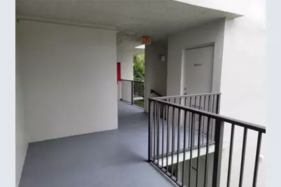 800 E Cypress Lane #202, Pompano Beach, FL 33069 - Photo 6
