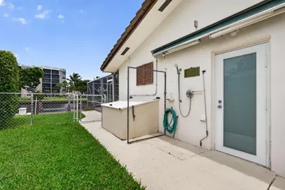 535 NE 8th Avenue, Deerfield Beach, FL 33441 - Photo 48