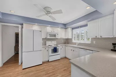 535 NE 8th Avenue, Deerfield Beach, FL 33441 - Photo 18
