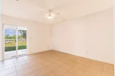 5060 SE Ebbtide Avenue, Stuart, FL 34997 - Photo 10