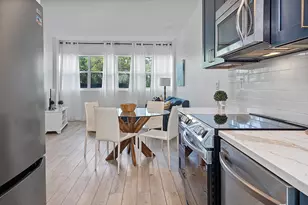 3250 NE 28th St, Fort Lauderdale, FL 33308 - Photo 2