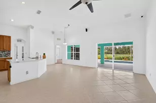 482 NW Sunflower Pl, Jensen Beach, FL 34957 - Photo 16
