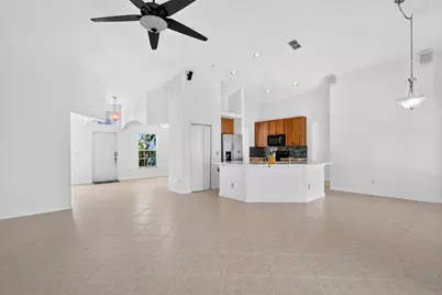 482 NW Sunflower Place, Jensen Beach, FL 34957 - Photo 16