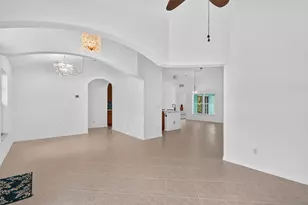 482 NW Sunflower Pl, Jensen Beach, FL 34957 - Photo 10