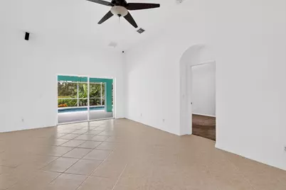 482 NW Sunflower Place, Jensen Beach, FL 34957 - Photo 14
