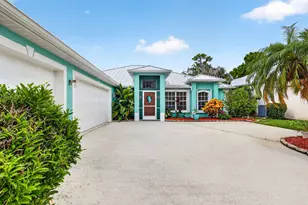 482 NW Sunflower Pl, Jensen Beach, FL 34957 - Photo 2
