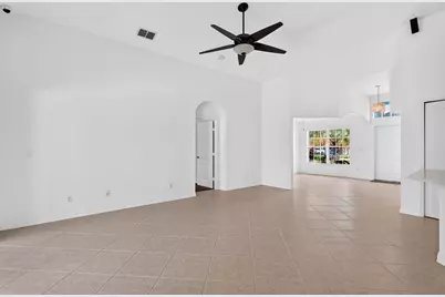 482 NW Sunflower Place, Jensen Beach, FL 34957 - Photo 18