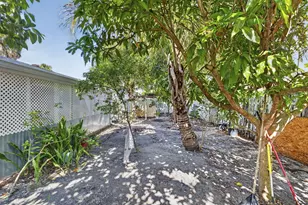7513 SW 7th St, North Lauderdale, FL 33068 - Photo 28