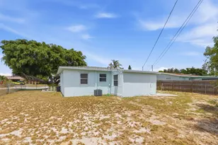 1410 NW 1st Ct, Boynton Beach, FL 33435 - Photo 24