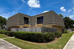 1402 14th Way, West Palm Beach, FL 33407 - Photo 2