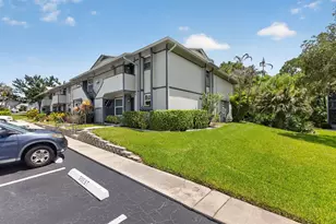 8196 SE Croft Ct, Hobe Sound, FL 33455 - Photo 2