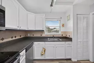8196 SE Croft Ct, Hobe Sound, FL 33455 - Photo 18