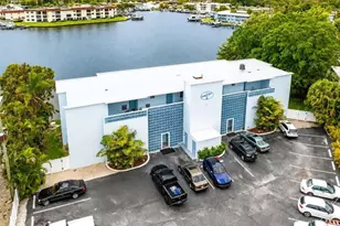 628 Southwind Cir, North Palm Beach, FL 33408 - Photo 4