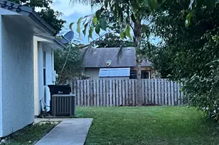 5335 NW 5th St, Delray Beach, FL 33445 - Photo 2