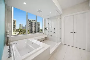 5000 N Ocean Dr, Singer Island, FL 33404 - Photo 16