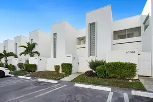 5070 Elmhurst Rd, West Palm Beach, FL 33417 - Photo 1