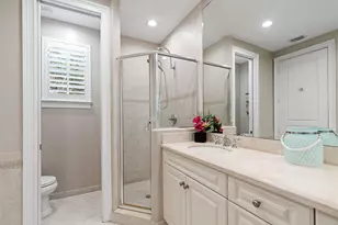 1057 E Heritage Club Cir, Delray Beach, FL 33483 - Photo 14