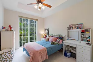 1057 E Heritage Club Cir, Delray Beach, FL 33483 - Photo 16