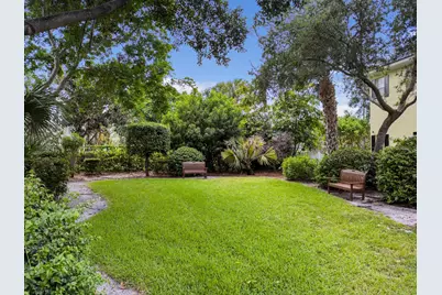 1057 E Heritage Club Circle, Delray Beach, FL 33483 - Photo 30