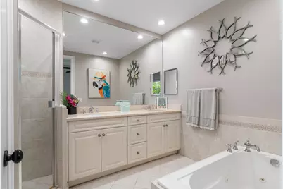 1057 E Heritage Club Circle, Delray Beach, FL 33483 - Photo 10