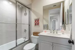 1057 E Heritage Club Cir, Delray Beach, FL 33483 - Photo 16