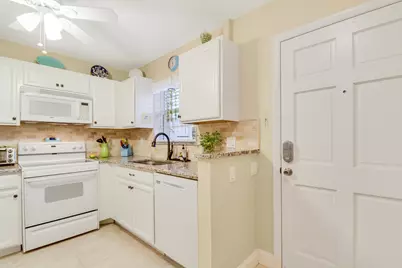 2929 SE Ocean Boulevard #112-2, Stuart, FL 34996 - Photo 14