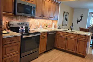 10727 Lady Palm Ln, Boca Raton, FL 33498 - Photo 8