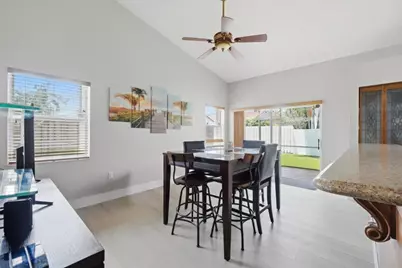12564 NW 10th Place, Sunrise, FL 33323 - Photo 14