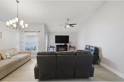 12564 NW 10th Place, Sunrise, FL 33323 - Photo 6