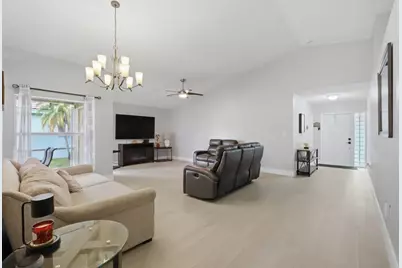 12564 NW 10th Place, Sunrise, FL 33323 - Photo 12