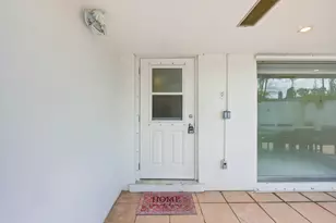 126 West Ct, Royal Palm Beach, FL 33411 - Photo 20