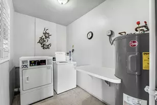 4111 NE 21st Way, Lighthouse Point, FL 33064 - Photo 2