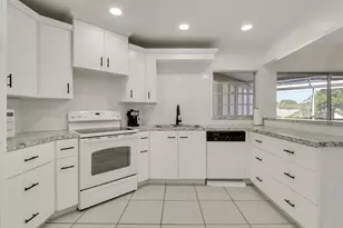 7 Greenway Village N, Royal Palm Beach, FL 33411 - Photo 8