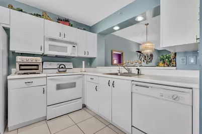 9560 Weldon Circle #J110, Tamarac, FL 33321 - Photo 6