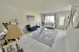 1920 NE 51st Ct NE, Fort Lauderdale, FL 33308 - Photo 2