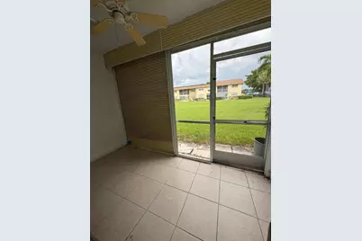9915 Sandalfoot Boulevard #410, Boca Raton, FL 33428 - Photo 12