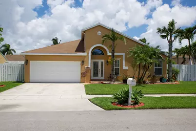 9761 Atlantic Drive, Miramar, FL 33025 - Photo 2