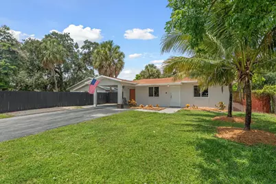 1633 SW 30th Avenue, Fort Lauderdale, FL 33312 - Photo 1