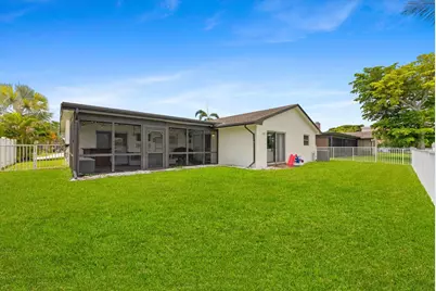 2569 SW 14th Court, Deerfield Beach, FL 33442 - Photo 52