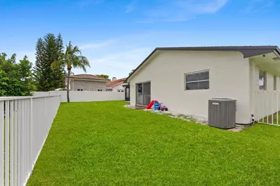 2569 SW 14th Court, Deerfield Beach, FL 33442 - Photo 52