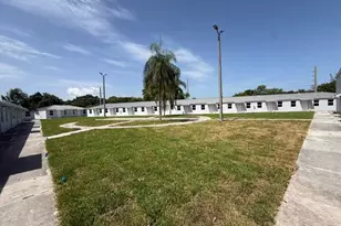 4393 Windsor Ave, West Palm Beach, FL 33407 - Photo 24