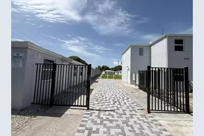 4393 Windsor Avenue #23, West Palm Beach, FL 33407 - Photo 1