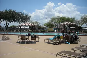 417 Windsor R, West Palm Beach, FL 33417 - Photo 32