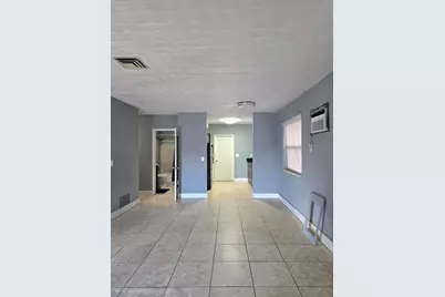 305 SW 14th Street #1 FRONT, Dania Beach, FL 33004 - Photo 2
