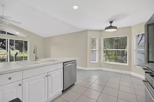 2146 Country Golf Dr, Wellington, FL 33414 - Photo 10