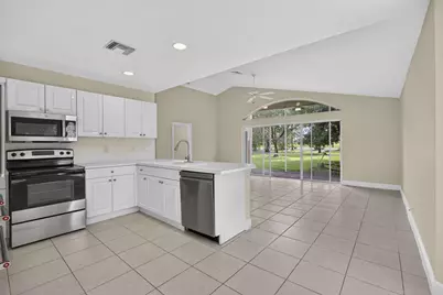 2146 Country Golf Drive, Wellington, FL 33414 - Photo 14